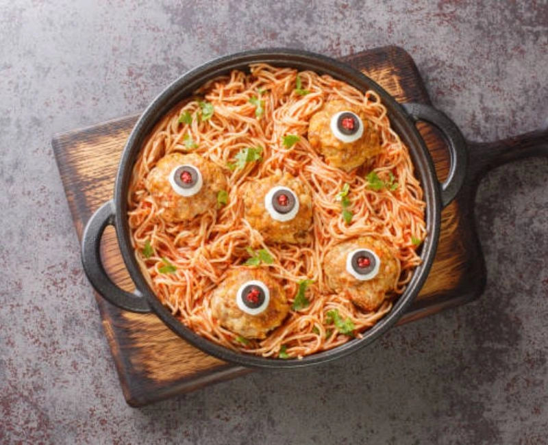 Spaghetti with Eyeballs Recipe for Halloween