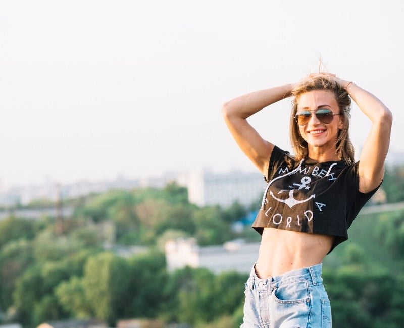 How to Cut a Shirt into a Crop Top