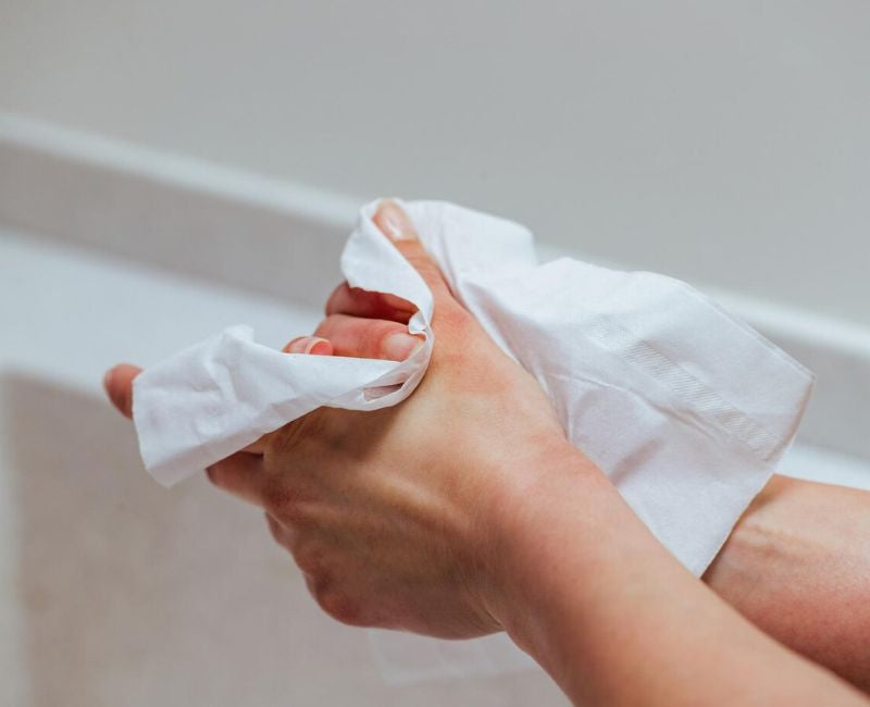 Goodbye, Germs! The Science Behind Effective Hand Drying with Towels