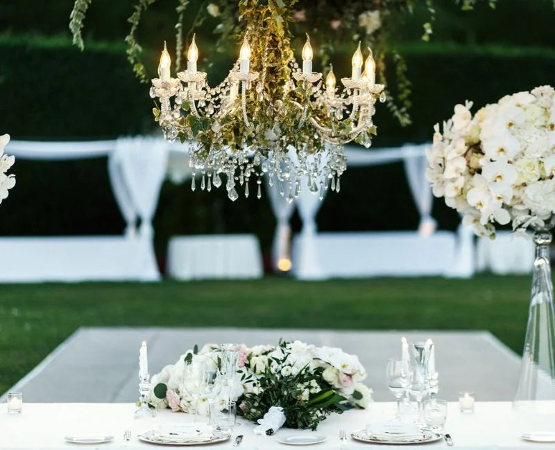 How to use a tablecloth as a backdrop?