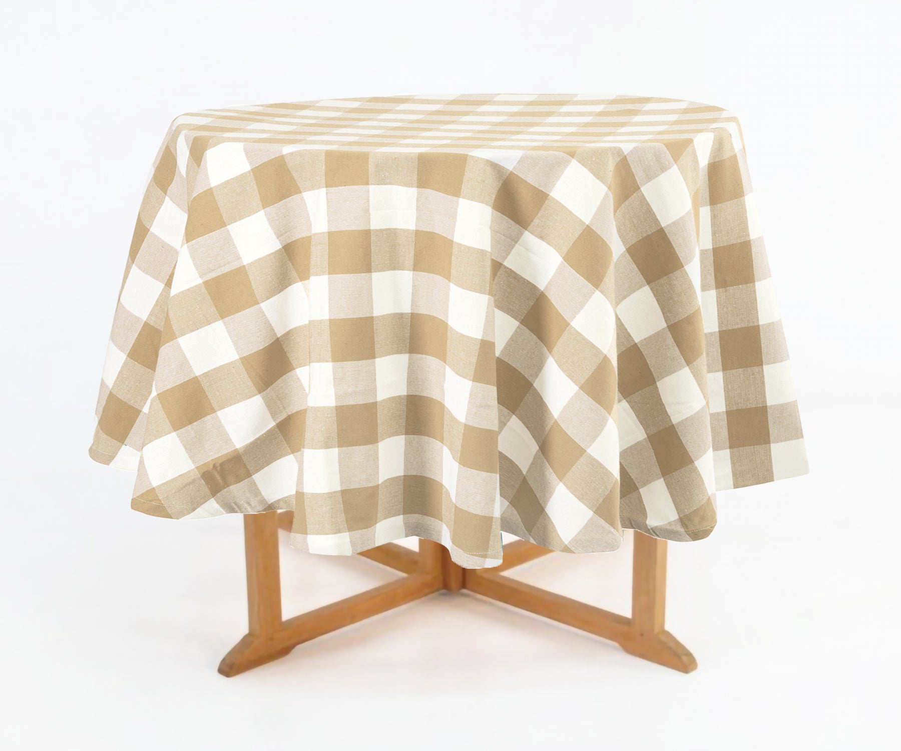 Round table cloth with a timeless checked design.