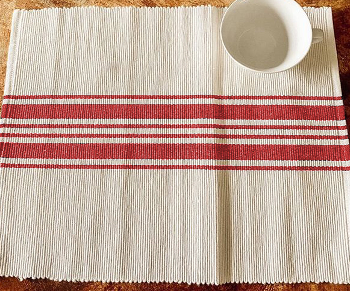 Red cotton placemats