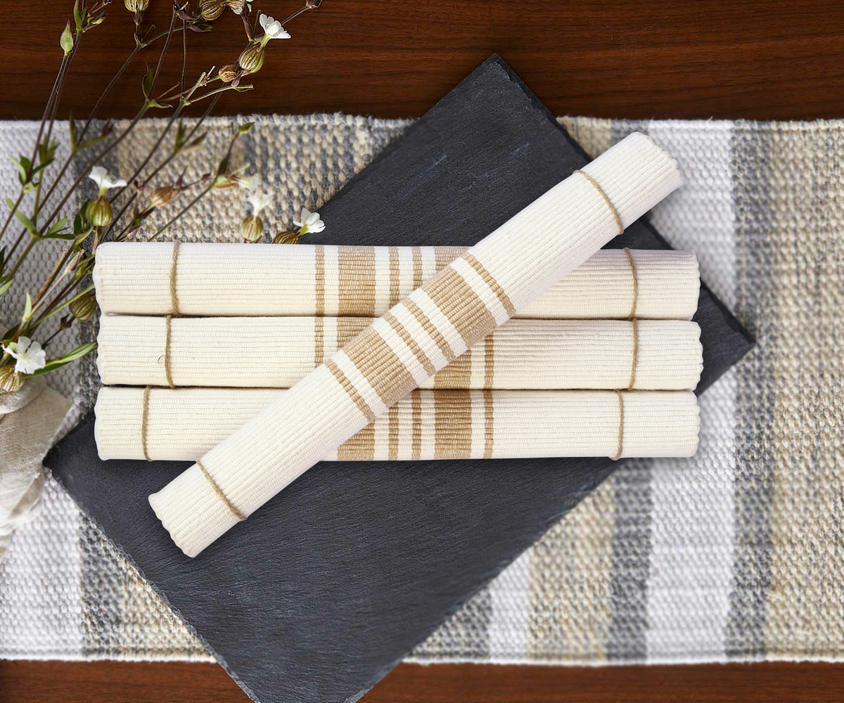 Farmhouse placemats in beige country cotton style