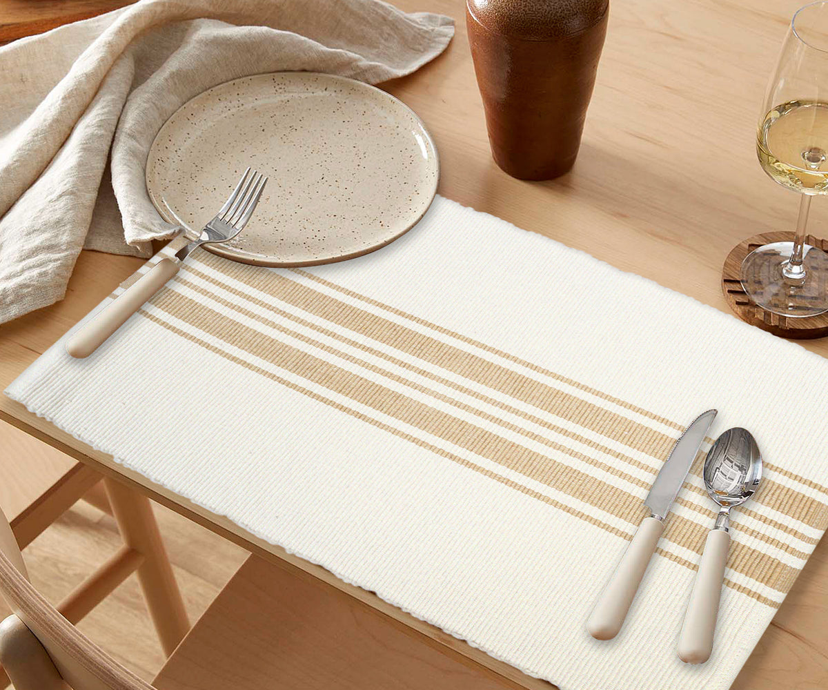 Beige autumn placemats made of cotton with stripes