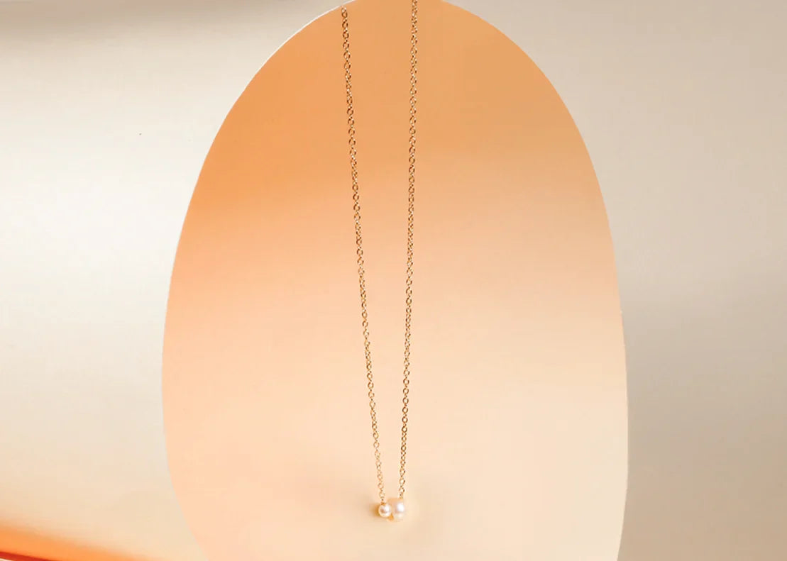 pearl pendant necklace