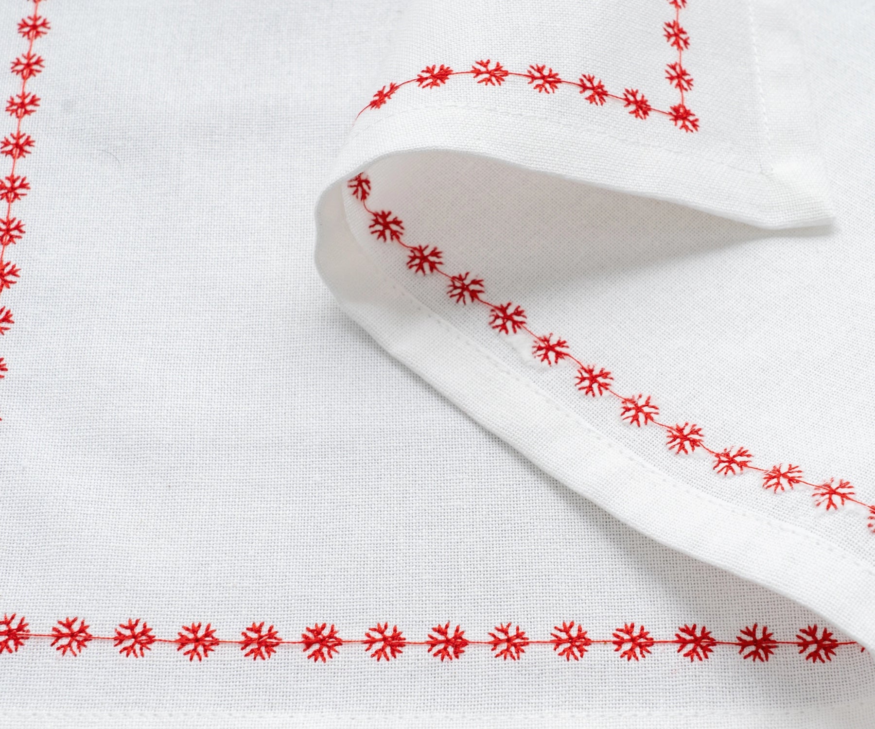 Snowflake Napkins - Red Embroidered