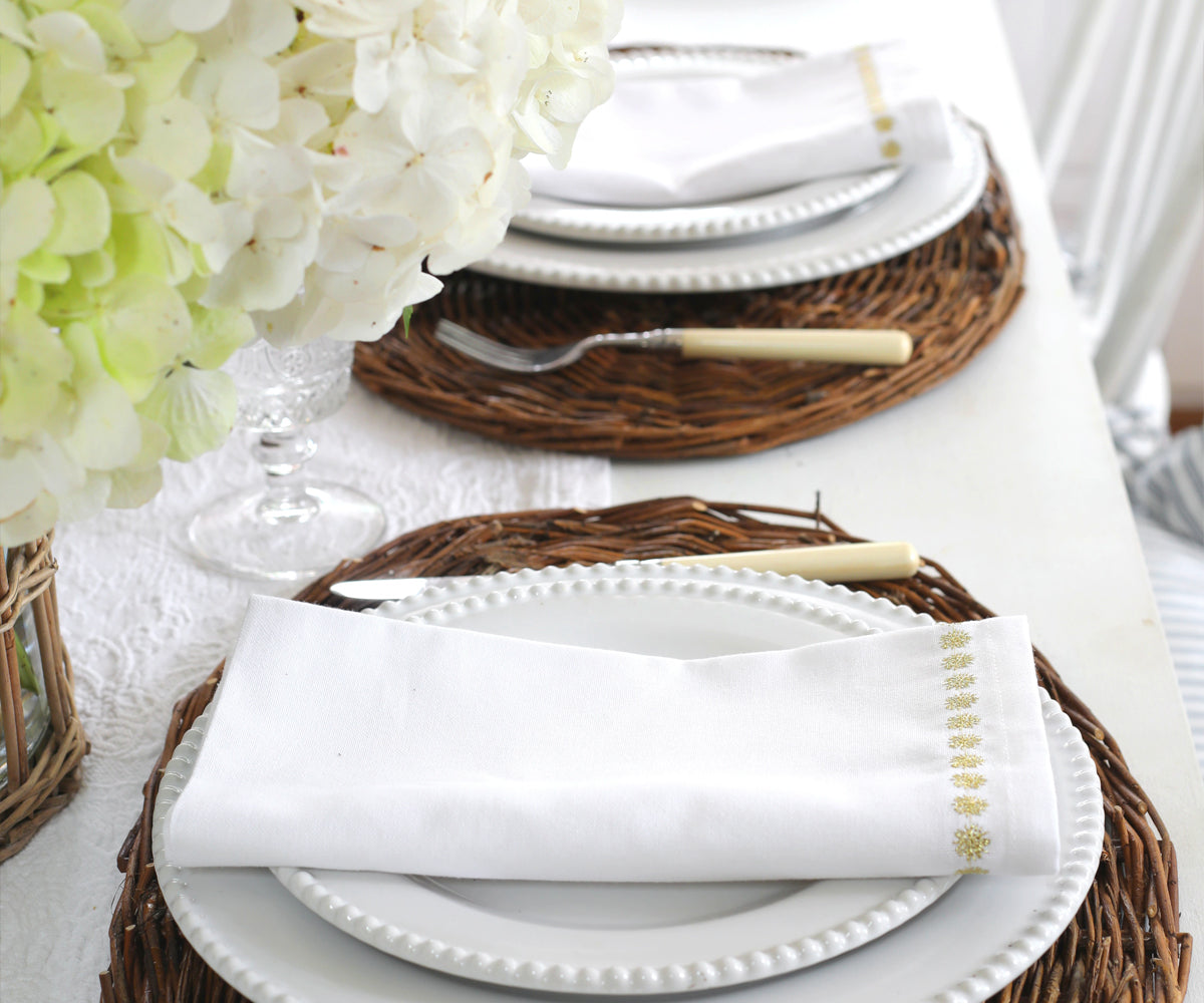 White dinner napkins 