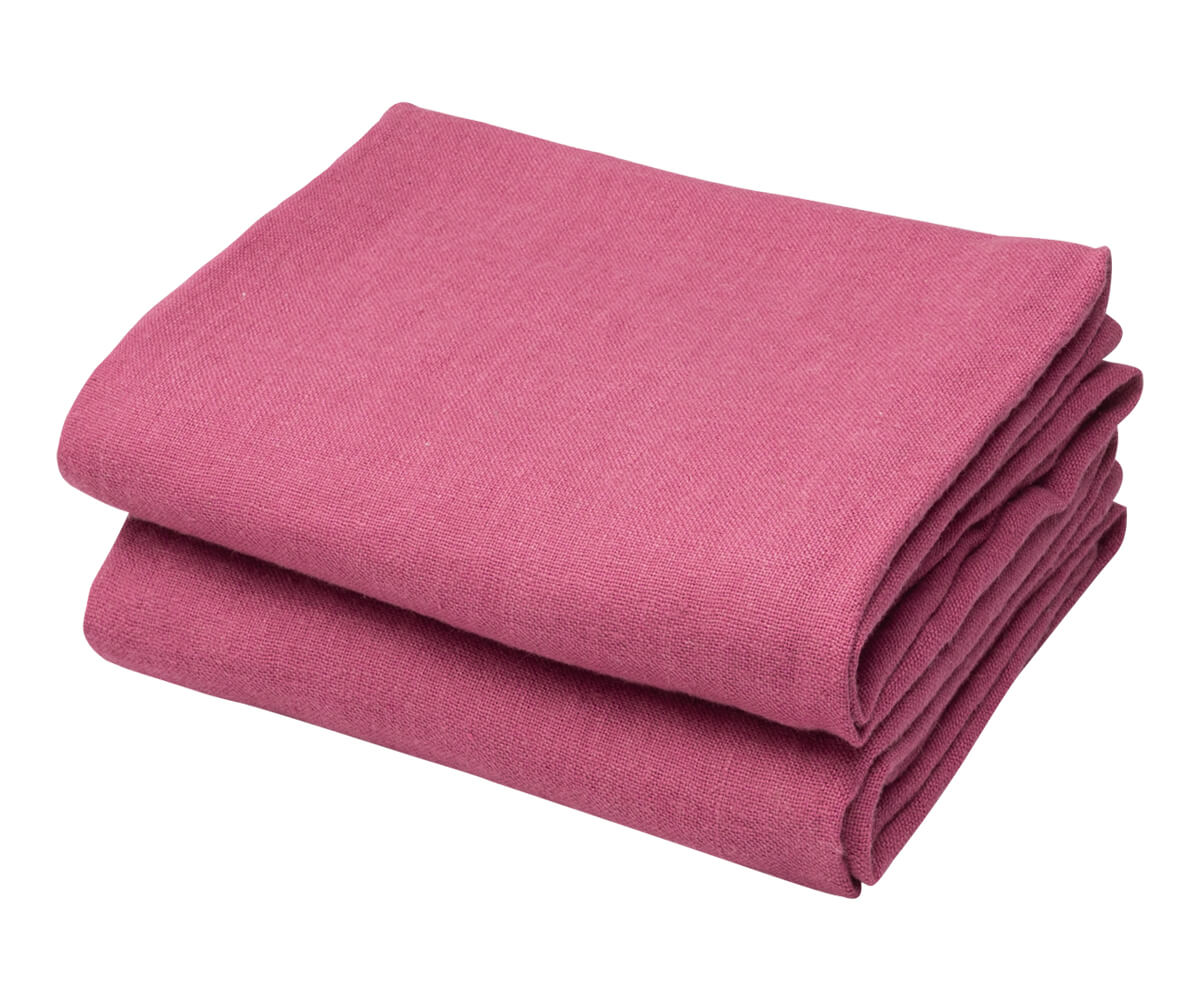 Our linen tea towels offer a modern and sophisticated look that complements any décor.
