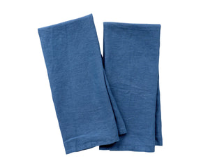 Experience the natural luxury of our blue linen towels, a sustainable choice for your home.