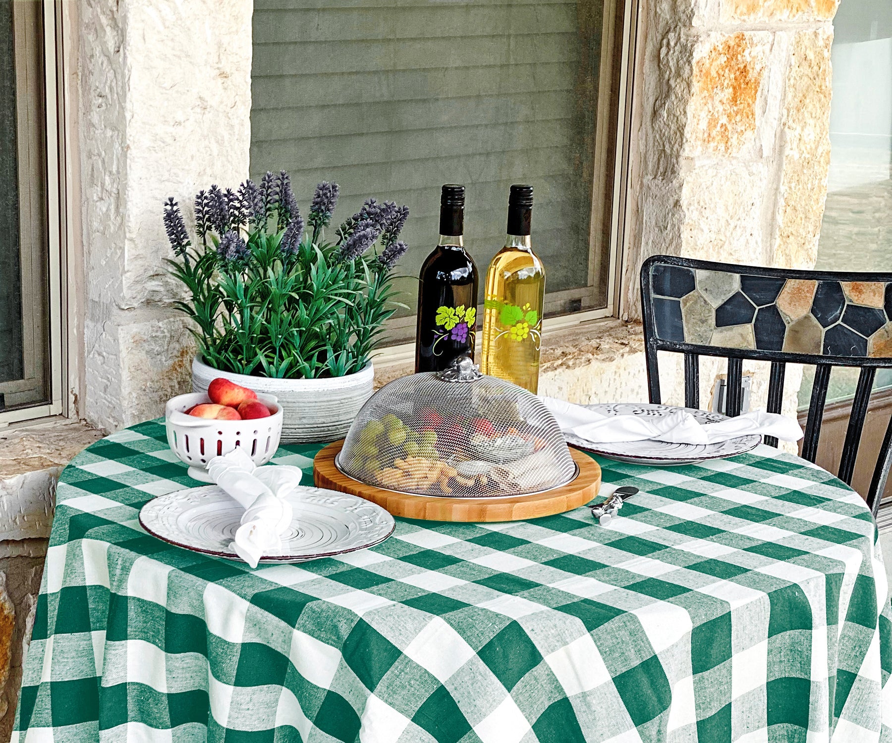 70 inch Round Tablecloth - Buffalo Plaid Table cloths