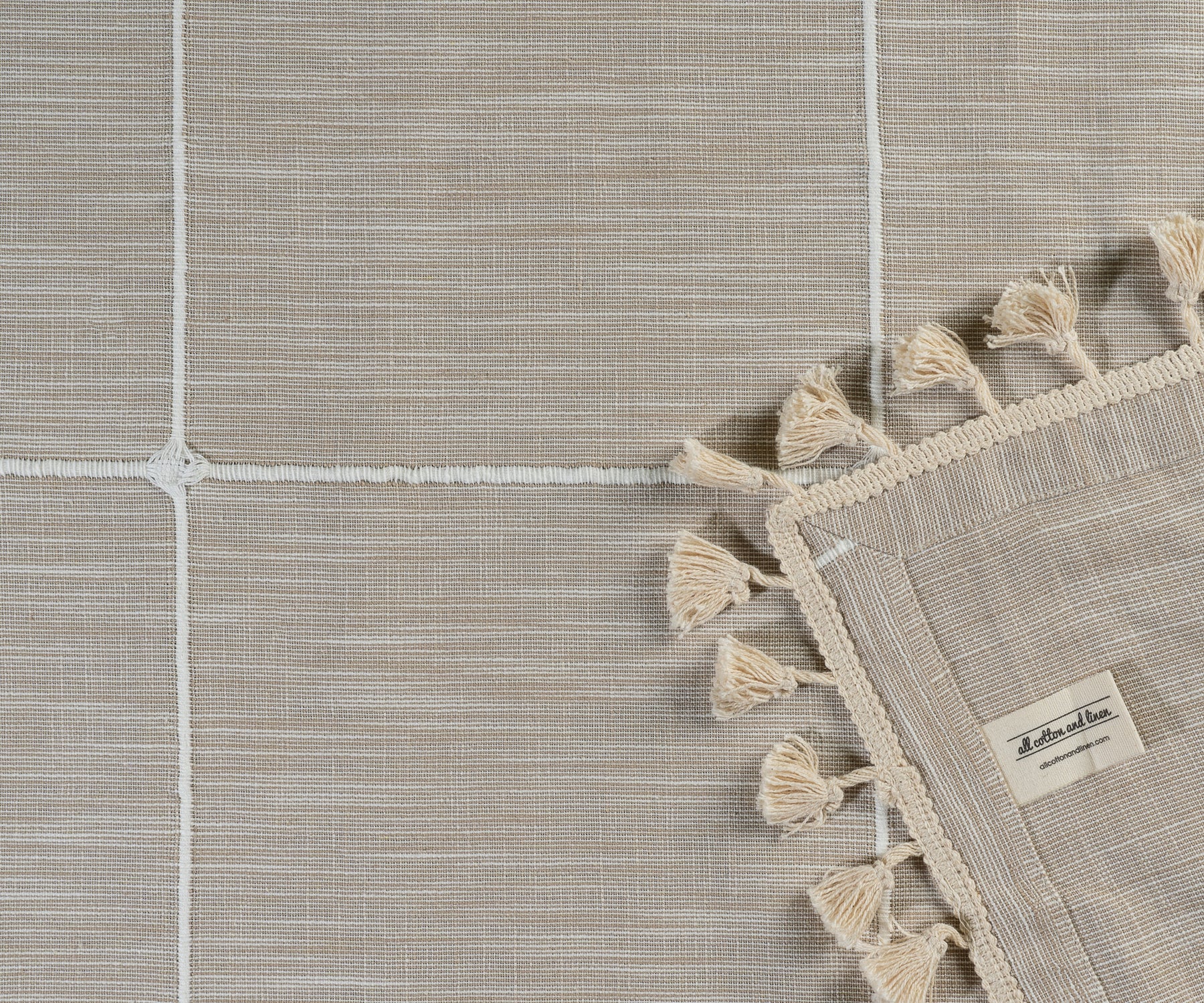 Beige Plaid Tablecloth With Tassel