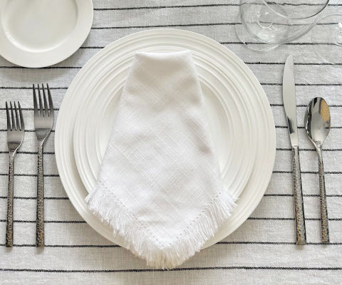 Hemstitched napkins collection