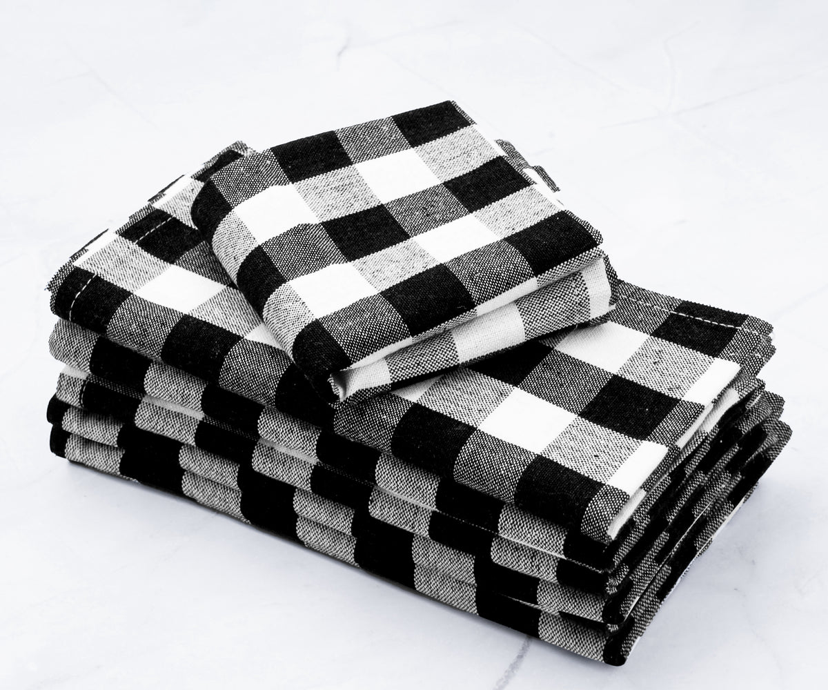 Black and White Buffalo Plaid Pattern Modern Bath Towel Set