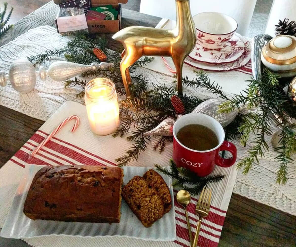 Red striped placemats