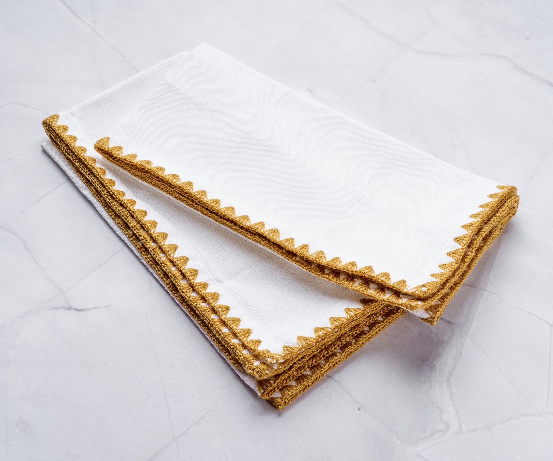 Cloth Napkins - Wedding Napkins - Shell Edge Napkin