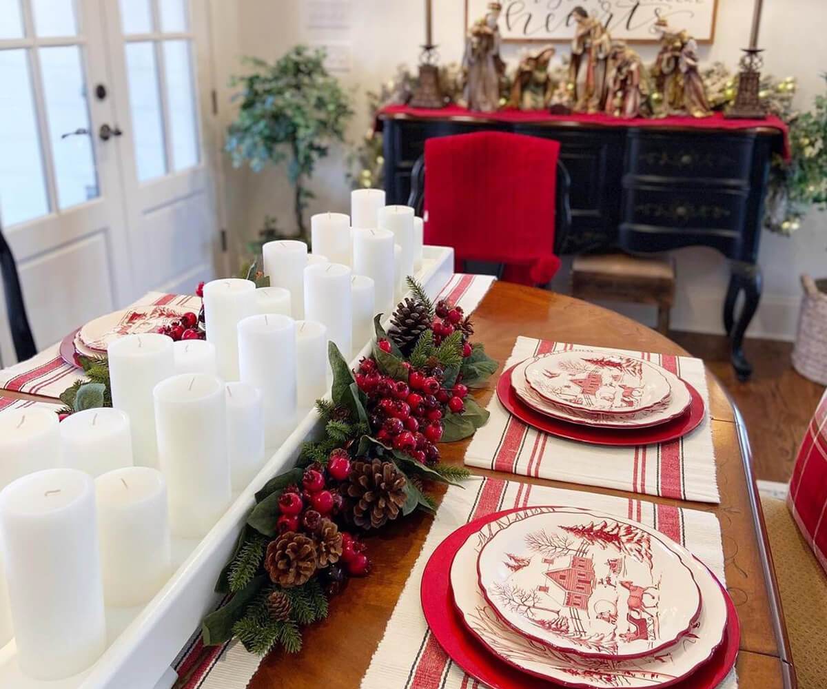 red and cream country stripe placemats