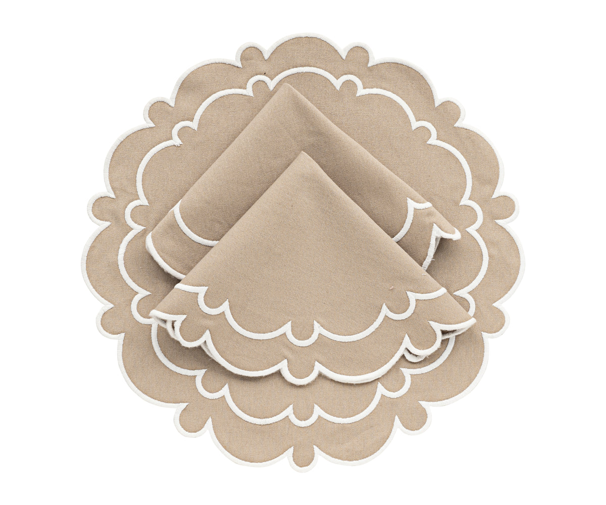 scalloped placemats are perfect for any occasion