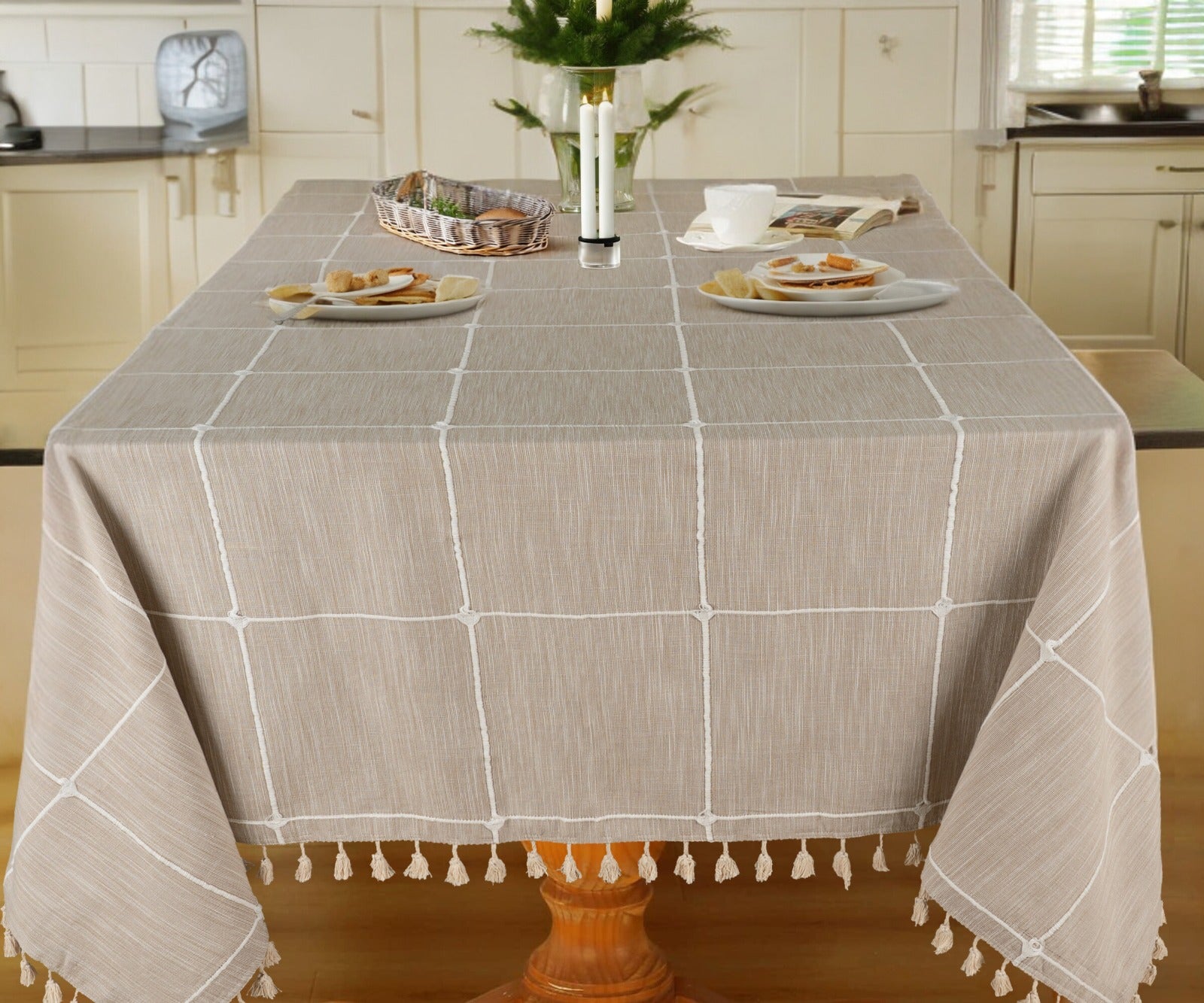 Beige Plaid Tablecloth With Tassel